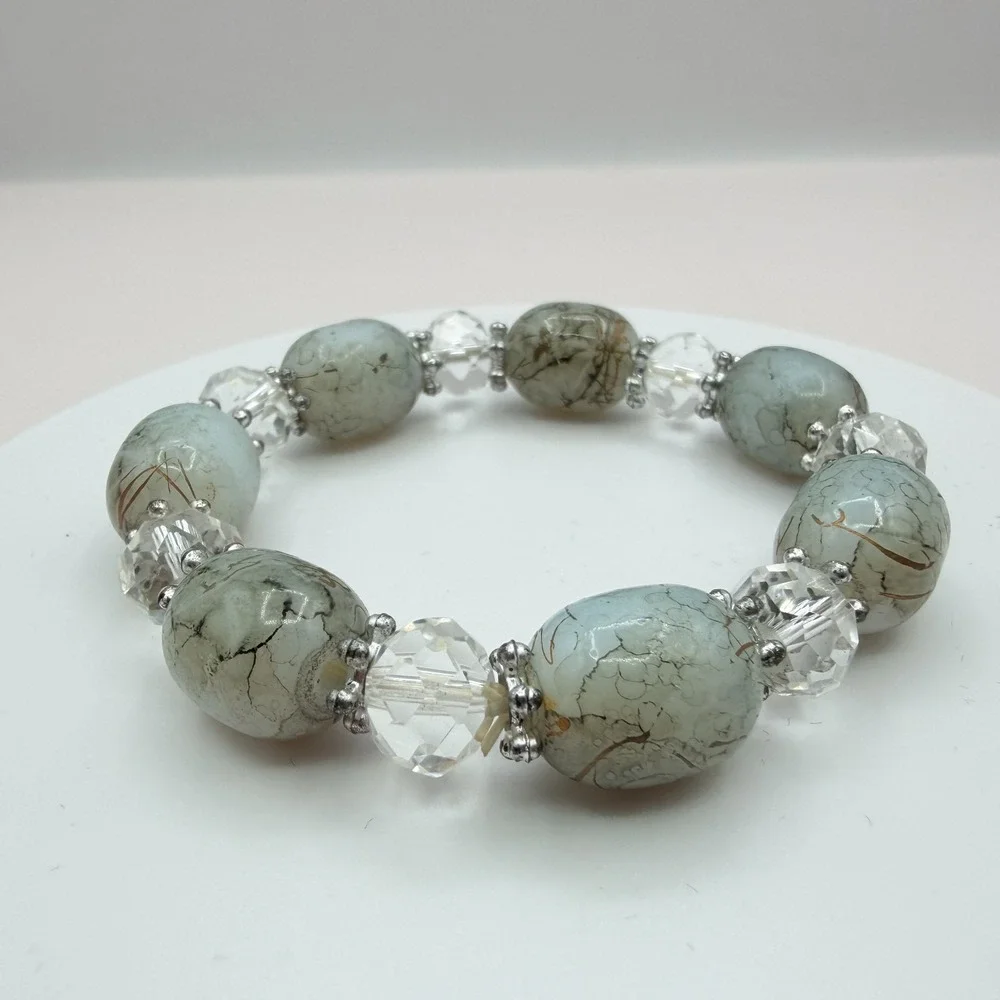 Vintage Silver Tone Beaded Stretch Bracelet Green Simulated Turquoise Glass Boho